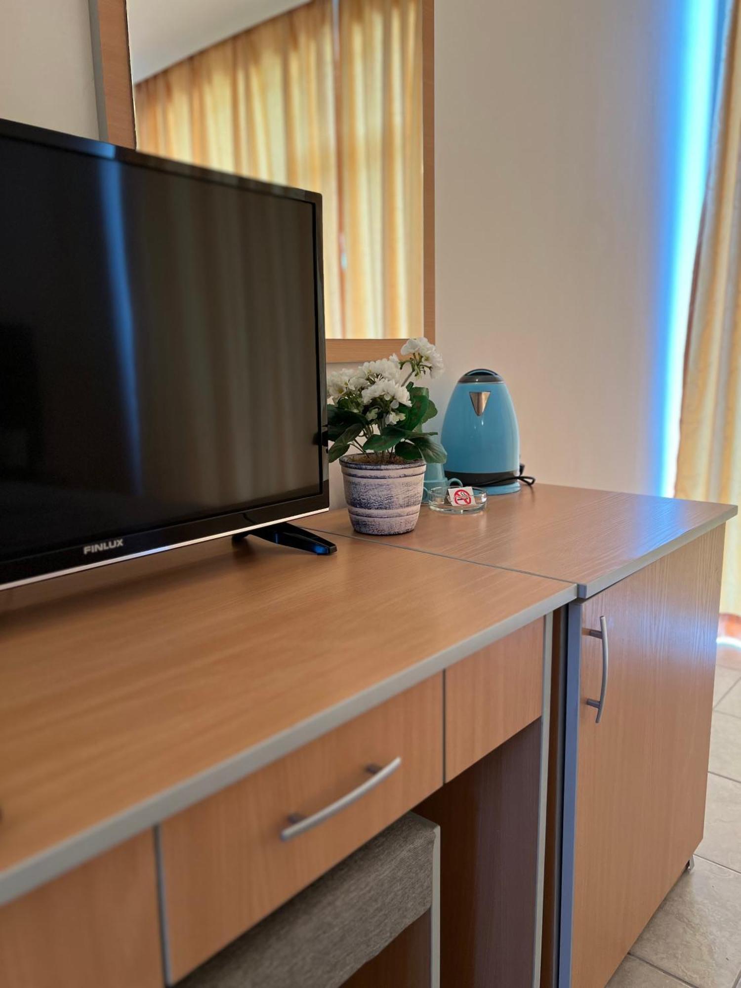 Persani Hotel-Free Parking ساني بيتش المظهر الخارجي الصورة