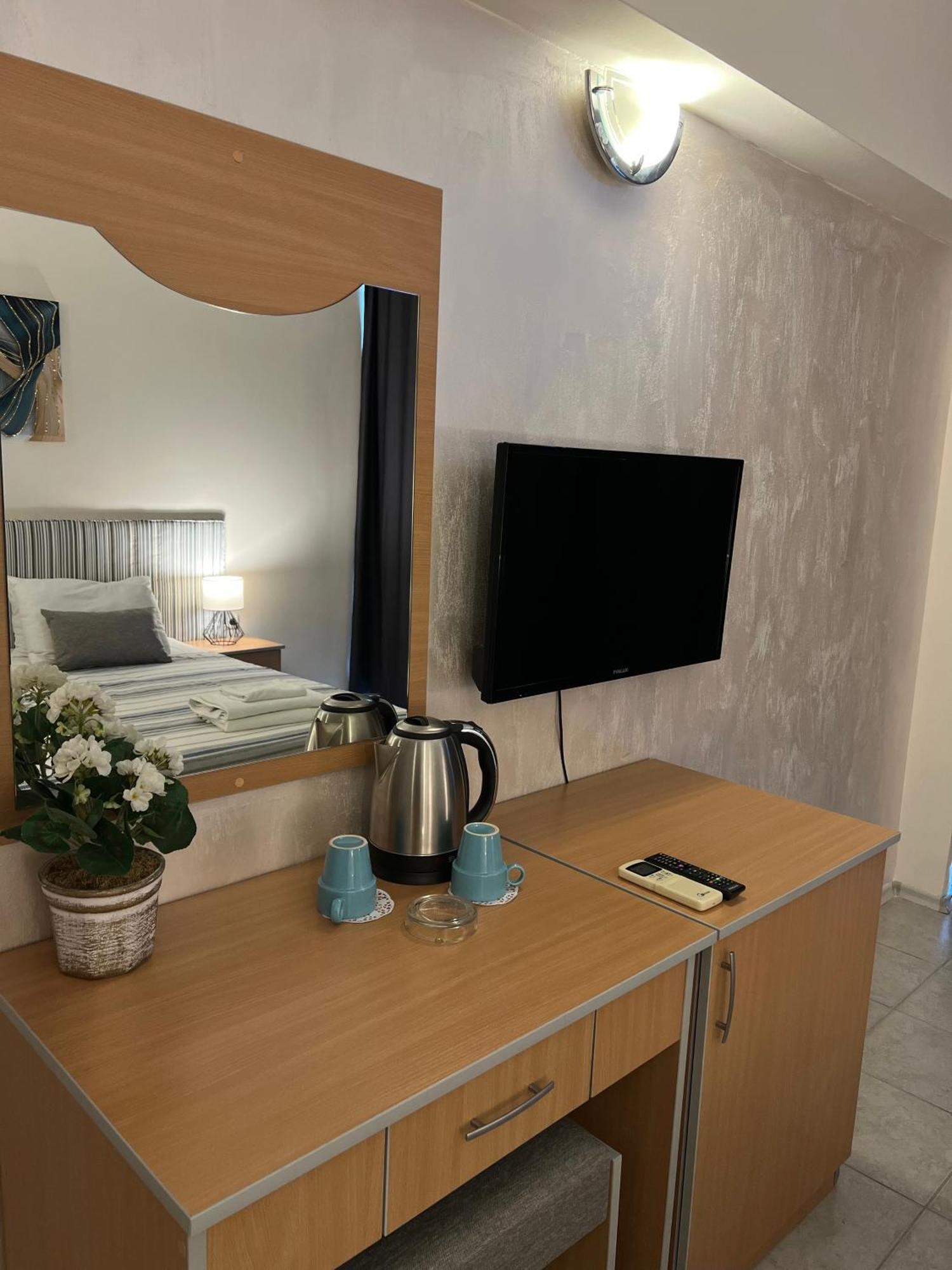 Persani Hotel-Free Parking ساني بيتش المظهر الخارجي الصورة