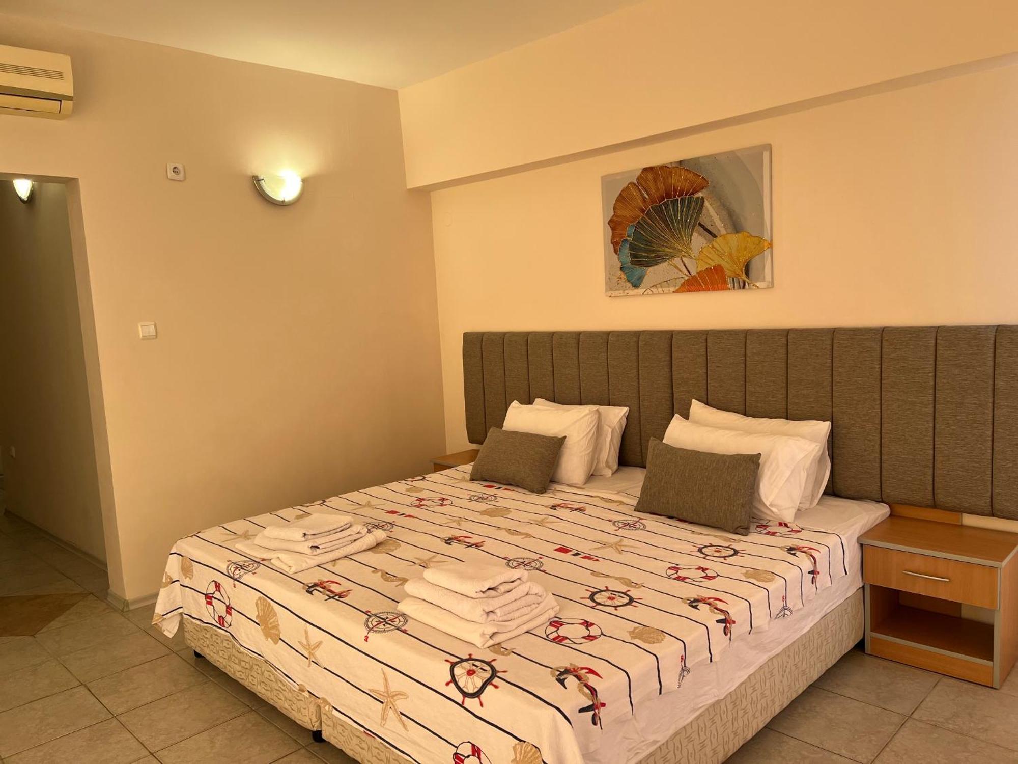 Persani Hotel-Free Parking ساني بيتش المظهر الخارجي الصورة