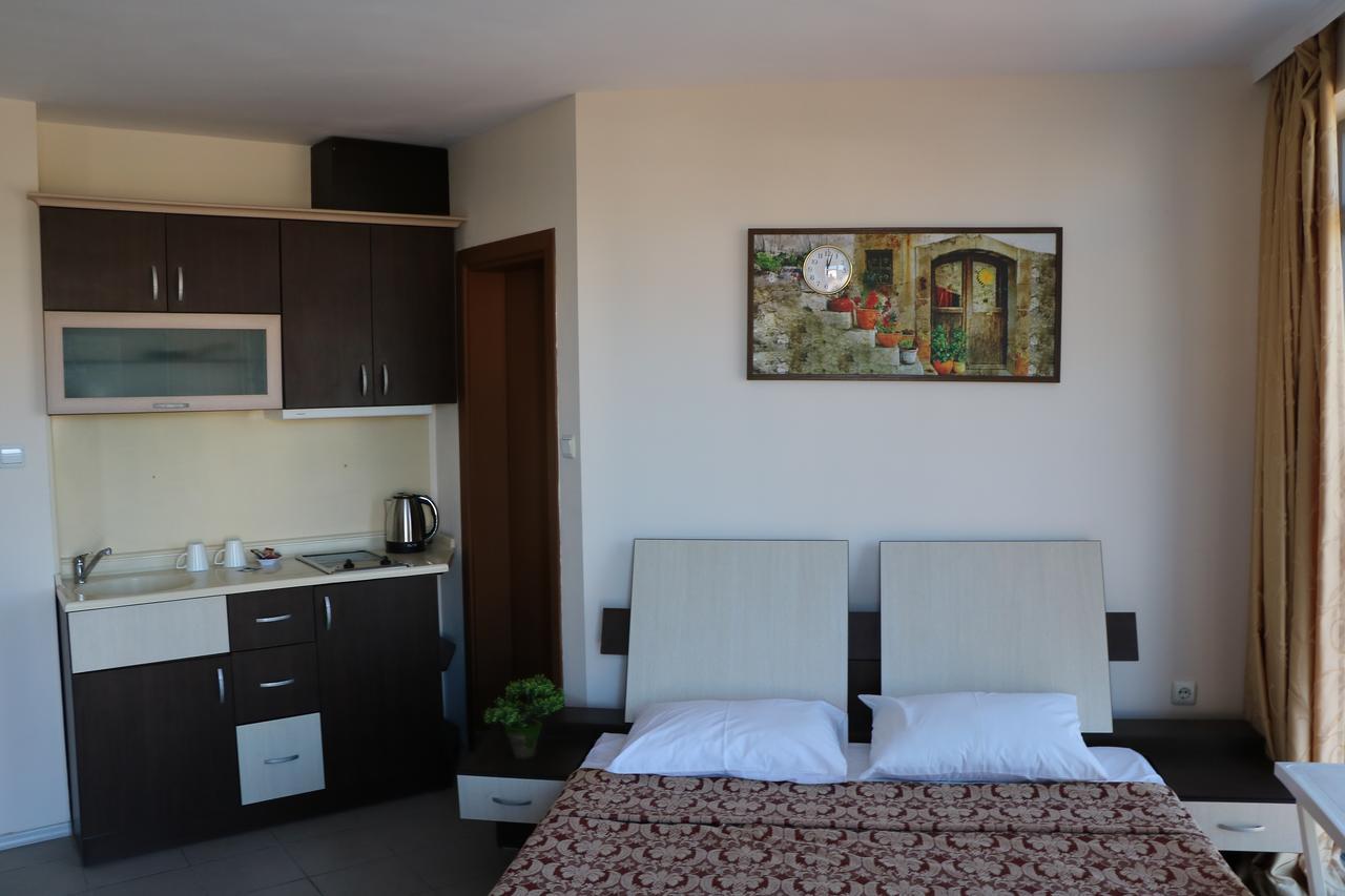 Persani Hotel-Free Parking ساني بيتش المظهر الخارجي الصورة